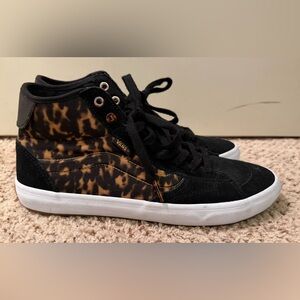 Vans Lizzie signature skate shoes in the Tortoise Dark Brown/Black M10, W12